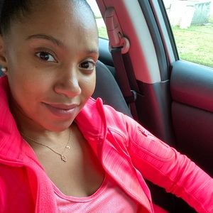 Meet your Posher, Carmel